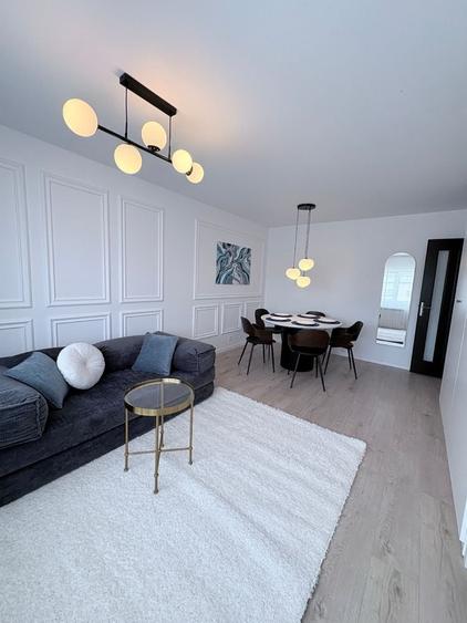 Apartament cu 2 camere decomandat în Ampoi 3