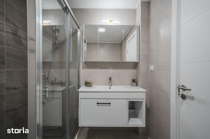 STUDIO CU DORMITOR SEPARAT - MOBILAT UTILAT LUX- SOLID SEA VIEW PERLA - 10