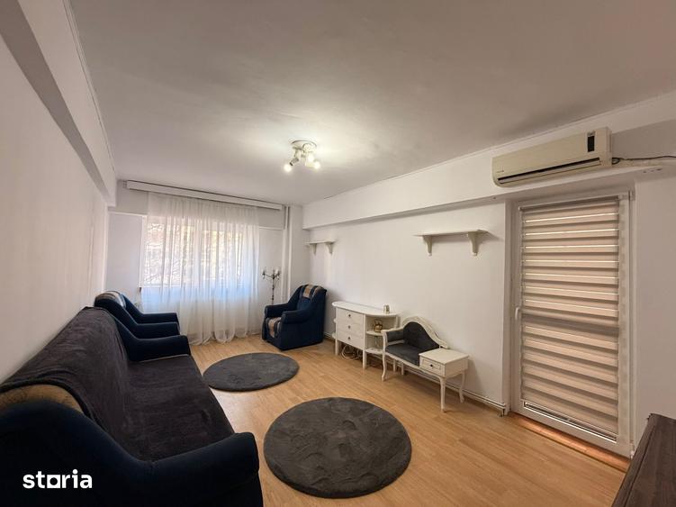 Apartament cu 2 camere decomandat în Calea București