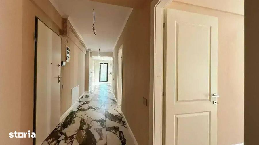 Apartament cu 4 camere în Centrul Civic