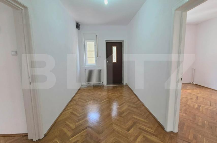 Apartament cu 3 camere decomandat în Iosefin