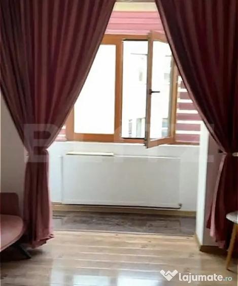 Apartament cu 3 camere decomandat în Democrației