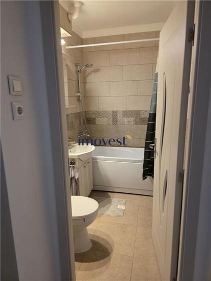 Apartament cu 2 camere semidecomandat în Central