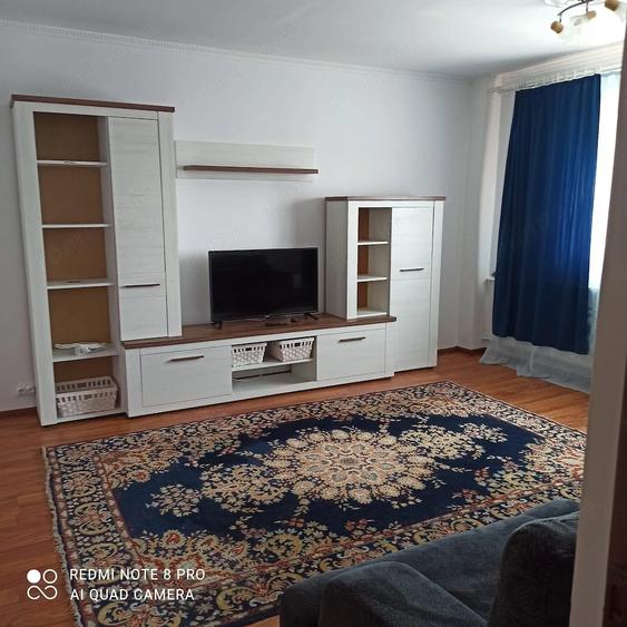 Apartament cu 3 camere decomandat, mobilat în Vitan