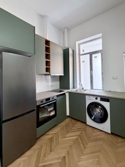 Apartament cu 2 camere decomandat, mobilat în Sinaia
