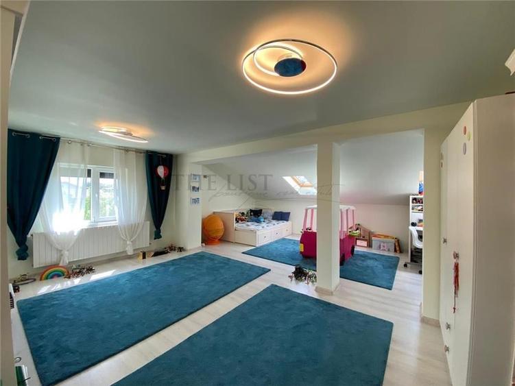 Casă individuală cu 6 camere cu Canalizare în Corbeanca