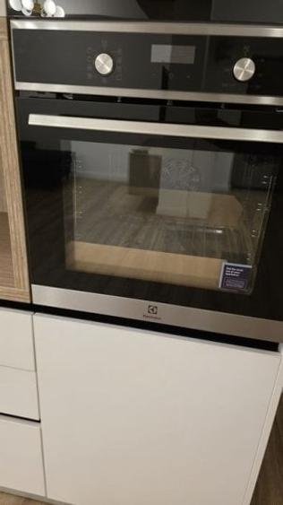 Apartament cu 2 camere decomandat, mobilat în Sisești