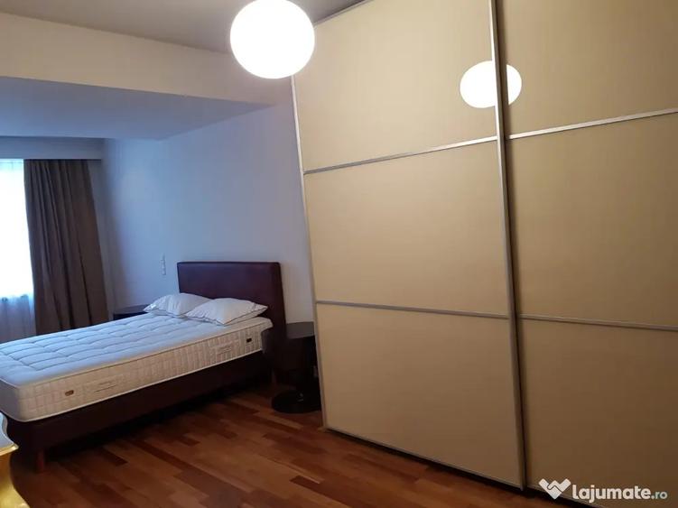 Apartament cu 4 camere decomandat, mobilat în Nordului