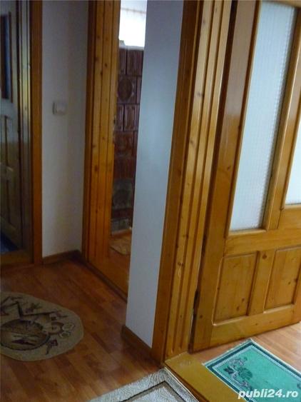 Apartament cu 4 camere decomandat în Central