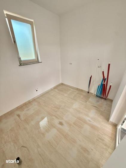 Casă cu 5 camere cu Teren 480 Mp în Horodnic