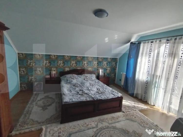 Casă cu 3 camere cu Teren 2300 Mp în Central