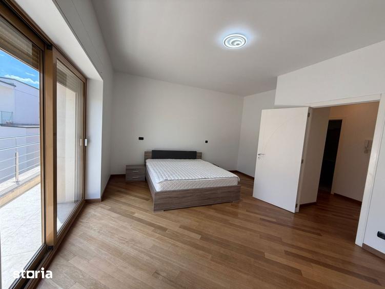 Apartament cu 5 camere în Primăverii