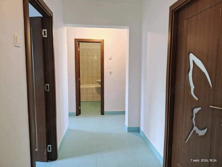 Apartament cu 3 camere decomandat în Lotus