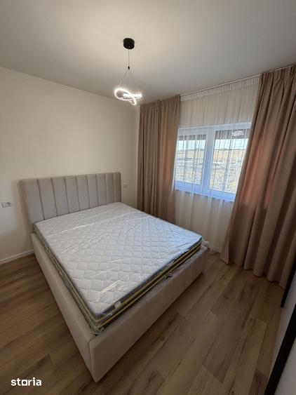 Casă cu 4 camere cu Teren 300 Mp în Valea Lupului