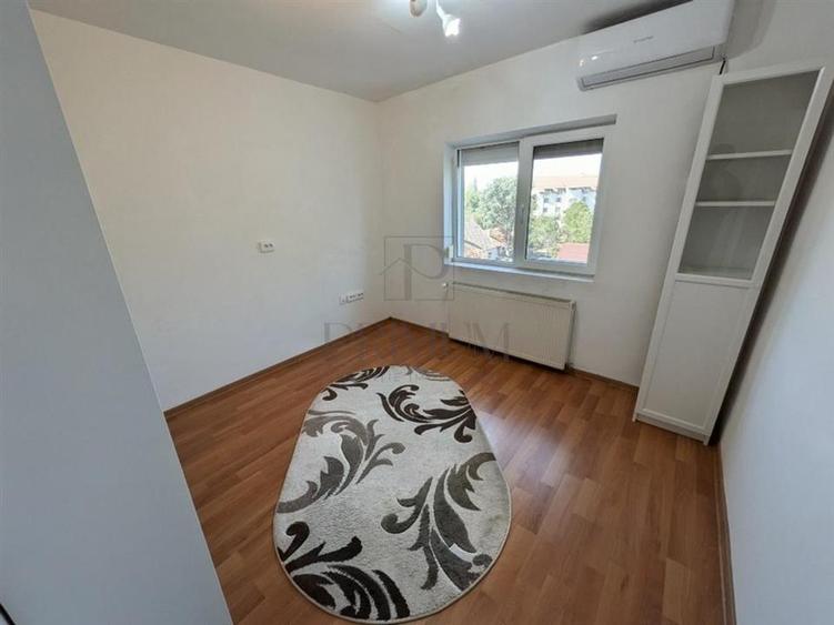 Apartament cu 3 camere semidecomandat, mobilat în Freidorf
