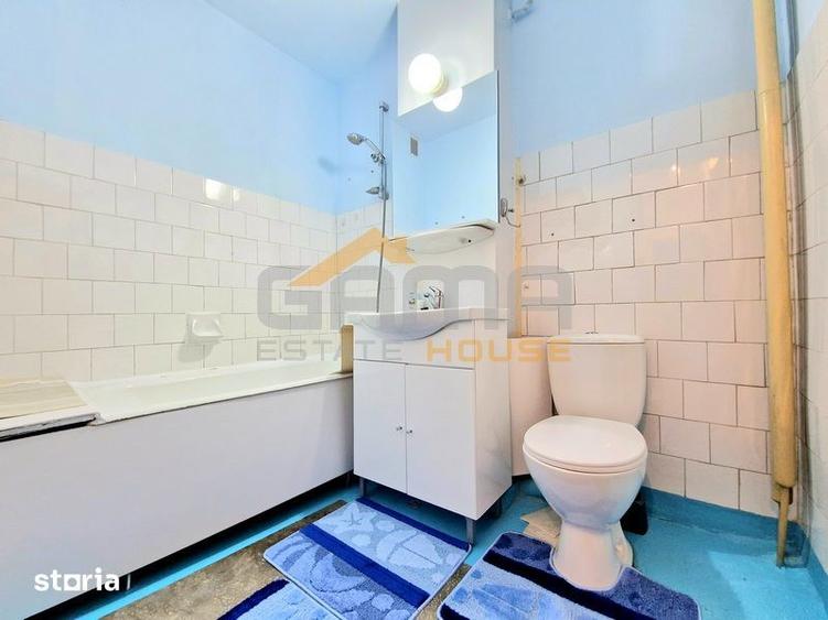 Apartament cu 3 camere decomandat în Polivalentă