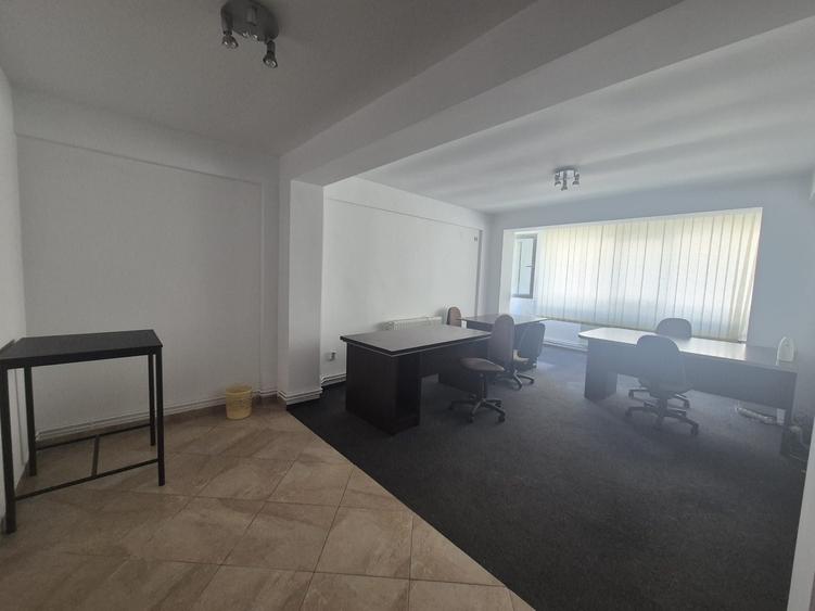 Apartament cu 2 camere decomandat în Muncii