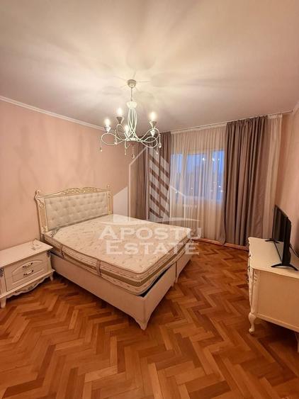 Apartament cu 3 camere decomandat, mobilat în Circumvalațiunii