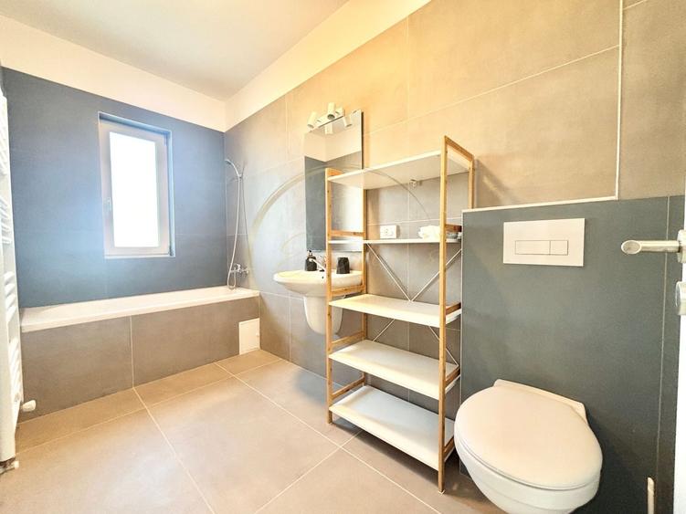 Apartament cu 3 camere decomandat, mobilat în Torontalului