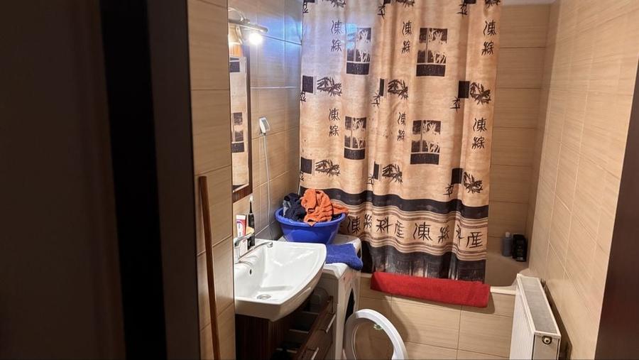Vand apartament central 2 camere, decomandat - 6