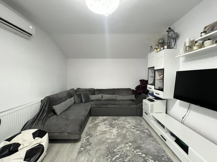 Apartament cu 2 camere decomandat, mobilat în Giroc