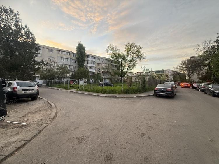 Spațiu comercial, în Central