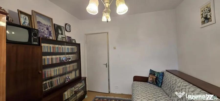 Apartament cu 4 camere decomandat în Baraolt