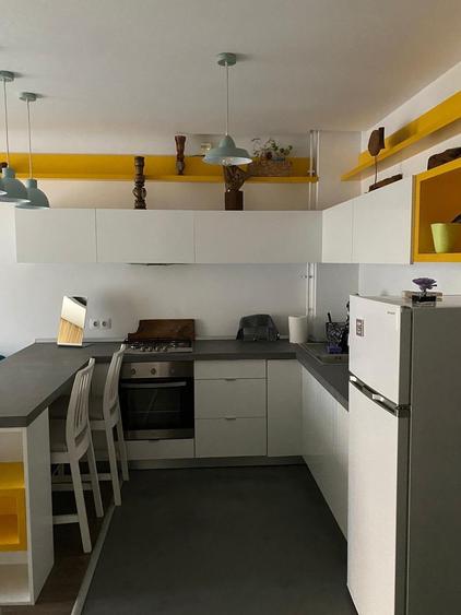 Apartament cu 2 camere semidecomandat în Tineretului