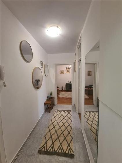 Apartament cu 2 camere decomandat, mobilat în 1 Mai