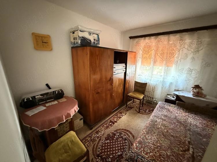 Apartament cu 3 camere decomandat în Ultracentral