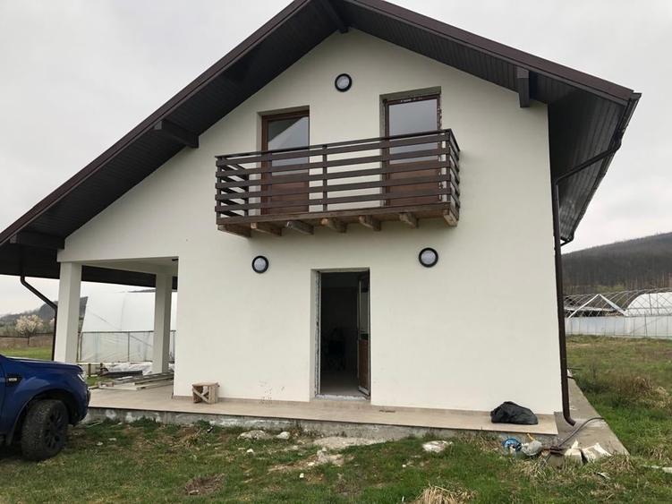 Teren agricol extravilan de 33 mp, în Zătreni