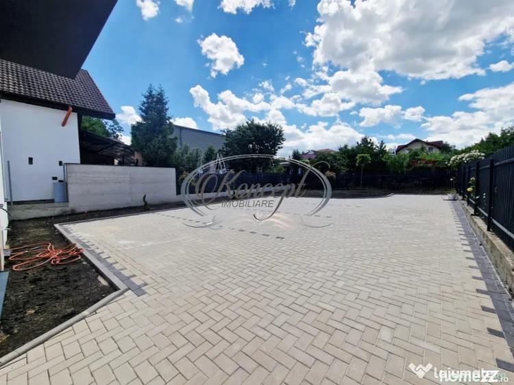 Apartament cu 3 camere semidecomandat în Andrei Mureșanu