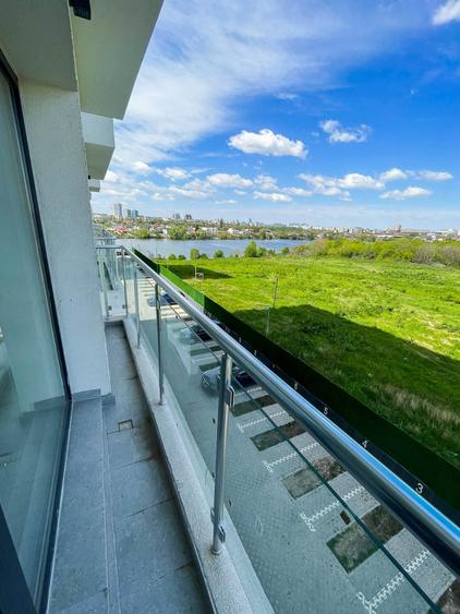 Apartament cu 3 camere semidecomandat în Pantelimon