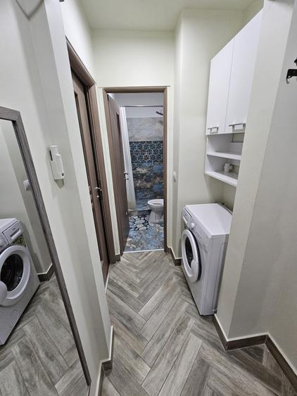 Apartament cu 2 camere decomandat în Micro 19