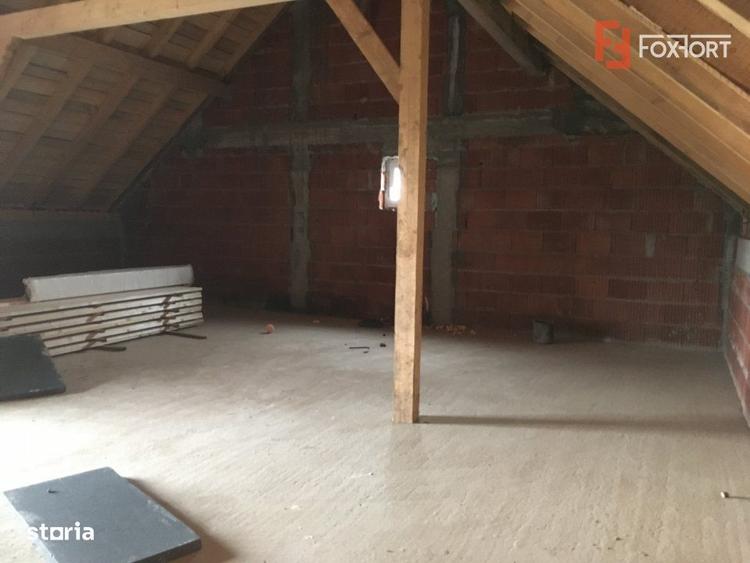 Casă cu 2 camere cu Teren 280 Mp în Sânandrei