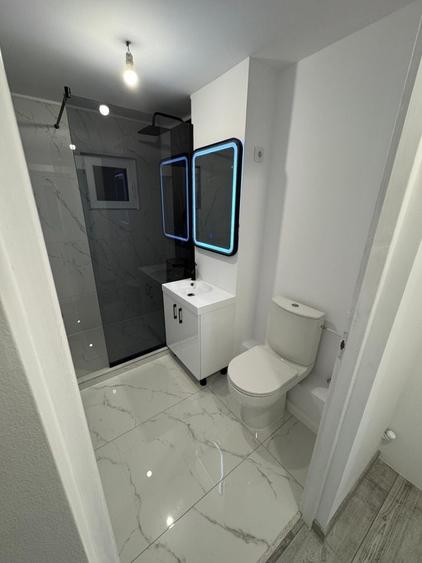 Apartament cu 2 camere decomandat în Mătăsari