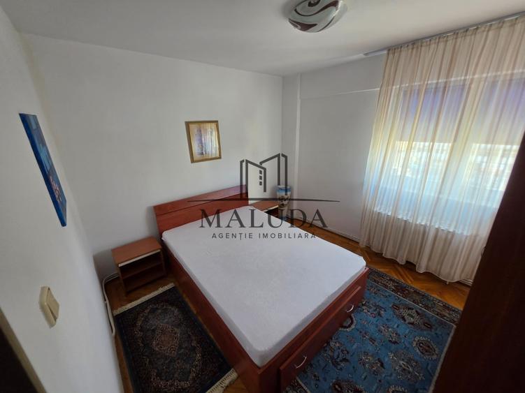 Apartament cu 4 camere decomandat, mobilat în Ultracentral