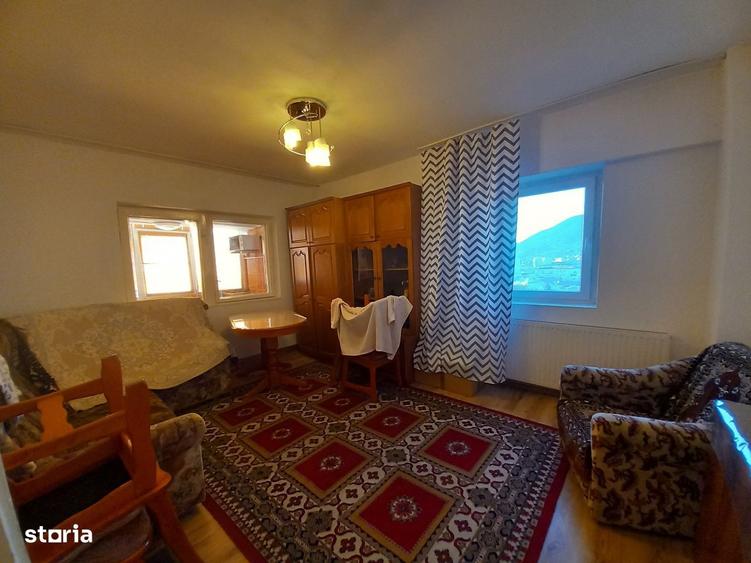 Apartament cu 3 camere decomandat în Traian