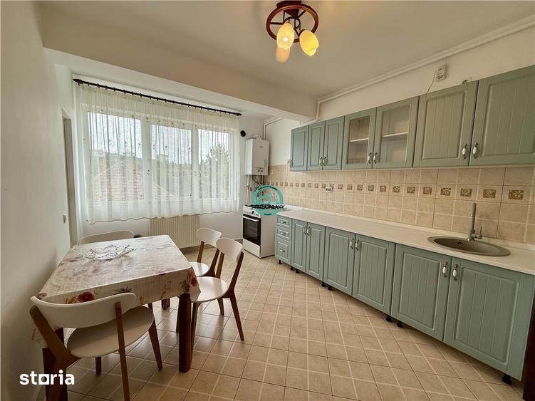 Apartament cu 3 camere si 2 bai de inchiriat, modern, in 7 Noiembrie - 14