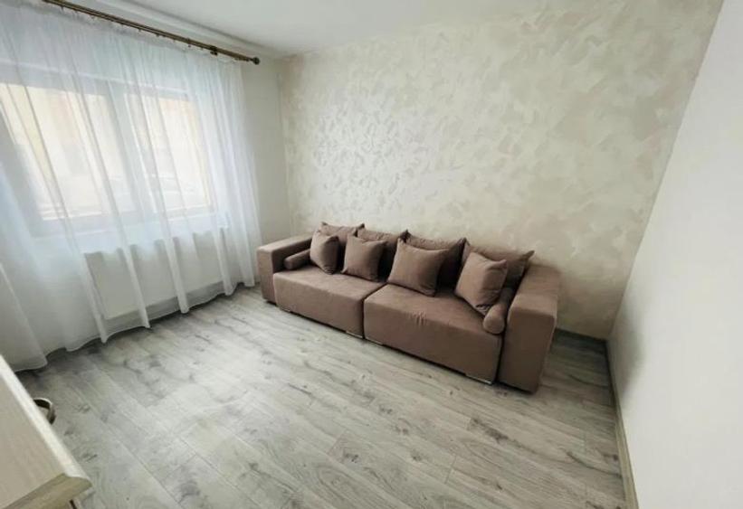 Apartament cu 2 camere decomandat în Cug