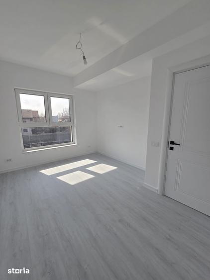 Casă cu 4 camere cu Teren 311 Mp în Central