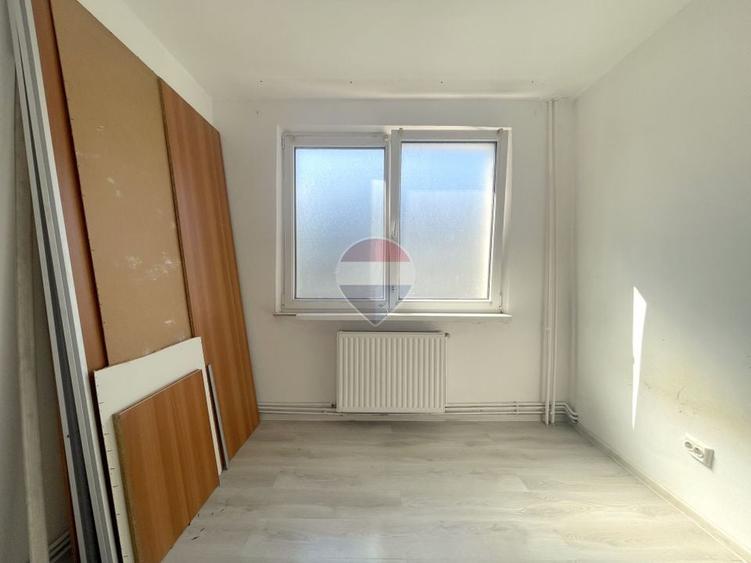 Apartament cu 2 camere decomandat în Astra