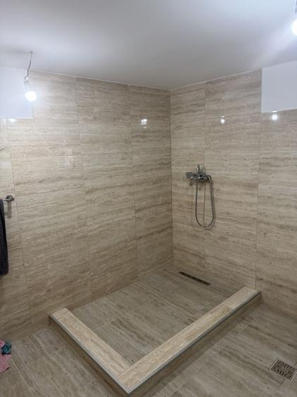 Casă cu 3 camere în Podenii Noi