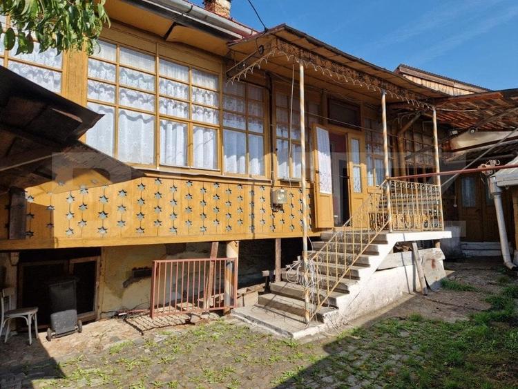 Casă individuală cu 3 camere cu Canalizare în Abrud