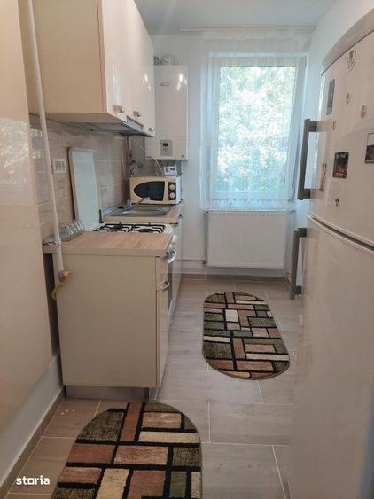 Apartament cu 2 camere decomandat, mobilat în Central