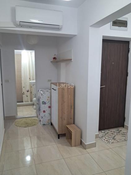Inchiriez Apartament cu 2 camere, recent renovat