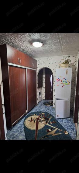 Apartament cu 2 camere decomandat în Motru