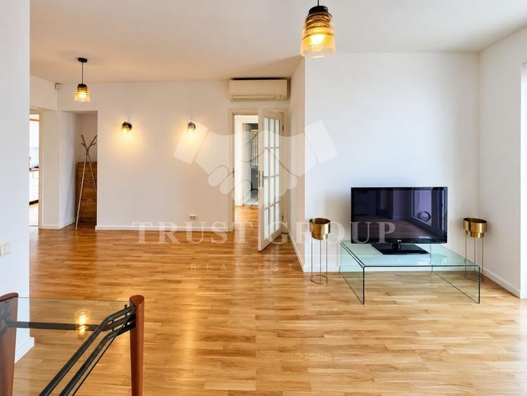 Apartament cu 3 camere semidecomandat, mobilat în Aviatorilor