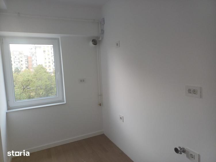 Apartament cu 3 camere decomandat în Ultracentral