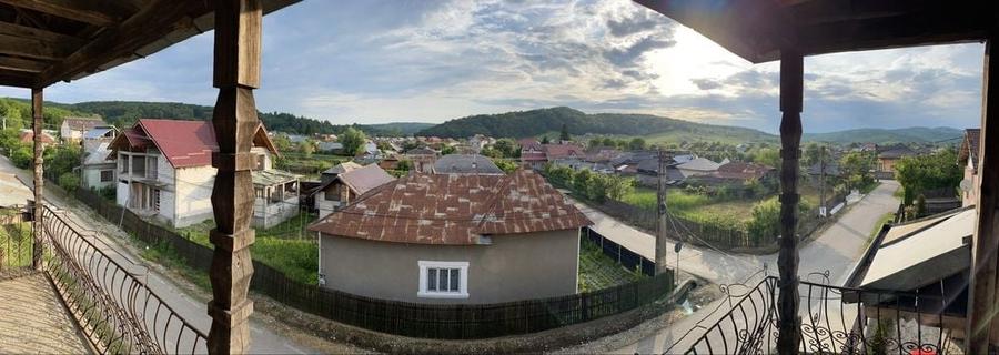 Casă cu 4 camere cu Teren 815 Mp în Ocnița